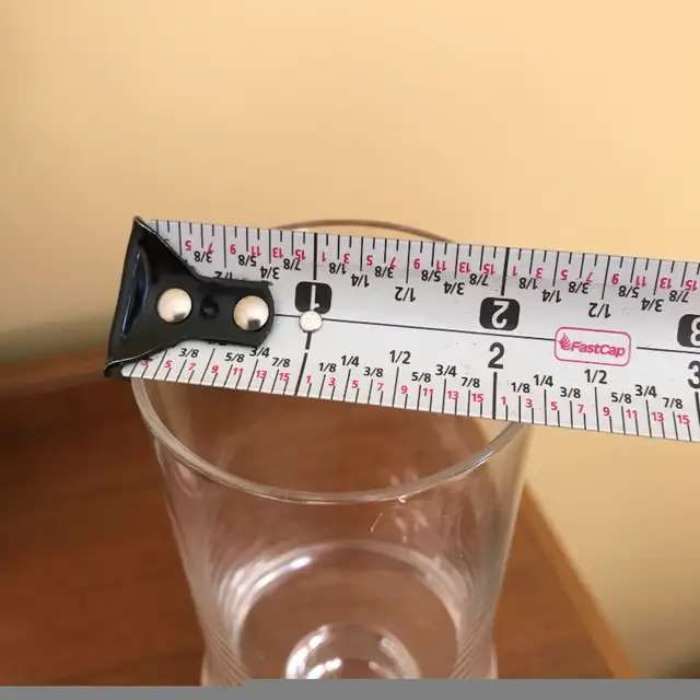 Pair of Yankee Candle Floating Candle Holders in Home Décor & Accents in Ottawa - Image 6