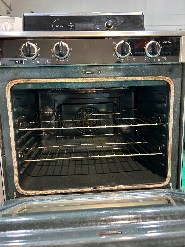(Reconditioned) Bosch Glass-Top Stove HES7052C/01 in Stoves, Ovens & Ranges in Calgary - Image 3