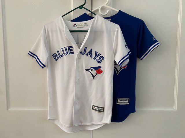 Blue Jays jerseys youth M home and away, Baseball & Softball, City of  Toronto