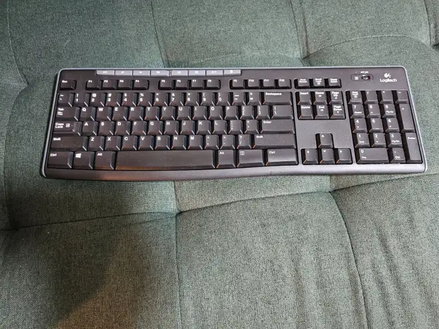BluTooth Logitech KeyBoard