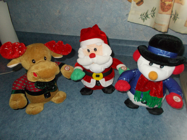 xmas items in Holiday, Event & Seasonal in Summerside - Image 2
