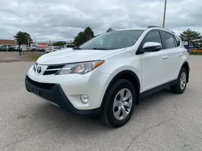 2014 Toyota RAV4 AWD Limited fully loaded 220000km.Leather power seats,push start button two key,sun...