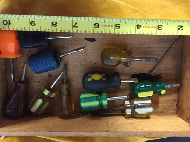 Screwdrivers in Hand Tools in Oshawa / Durham Region - Image 2