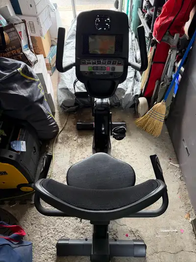 Sole R52 recumbent bike , View more