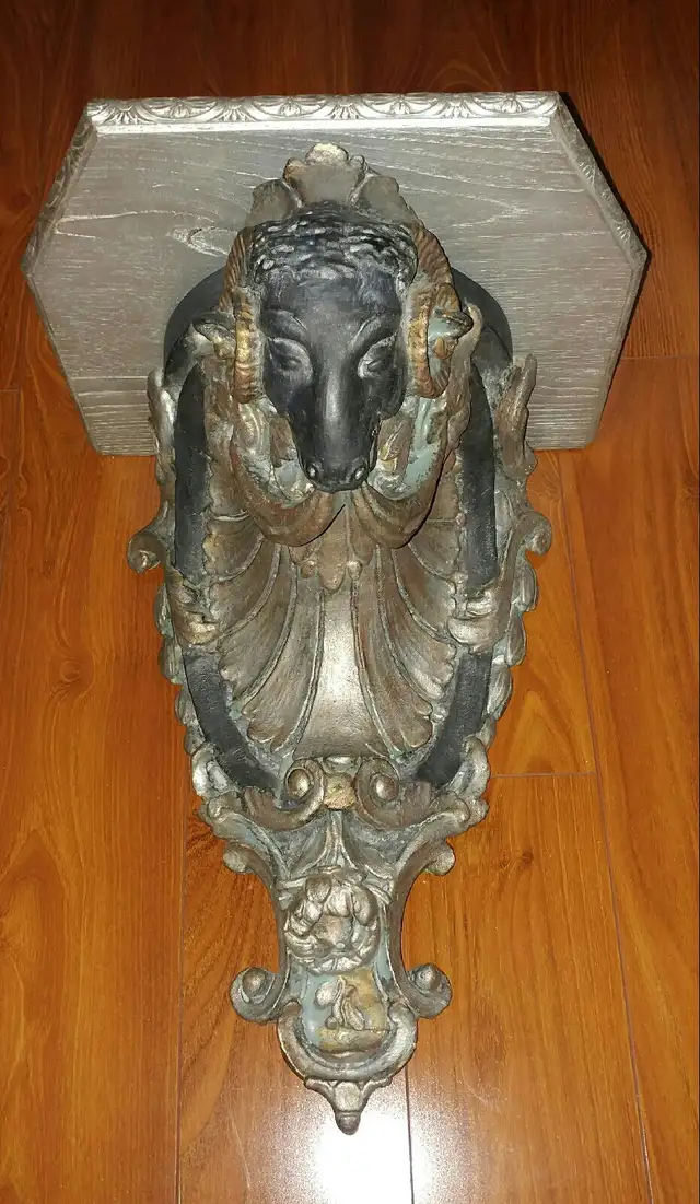 Lampe murale antique (tablette) in Arts & Collectibles in City of Montréal - Image 5