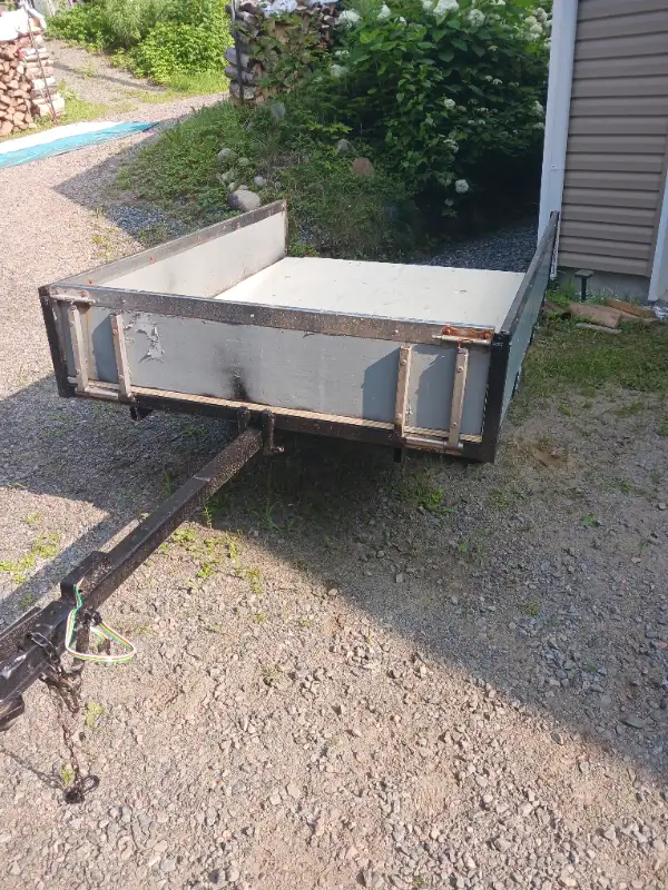 Petite Remorque Dompeur 52``X71``Long. in Cargo & Utility Trailers in Québec City - Image 3