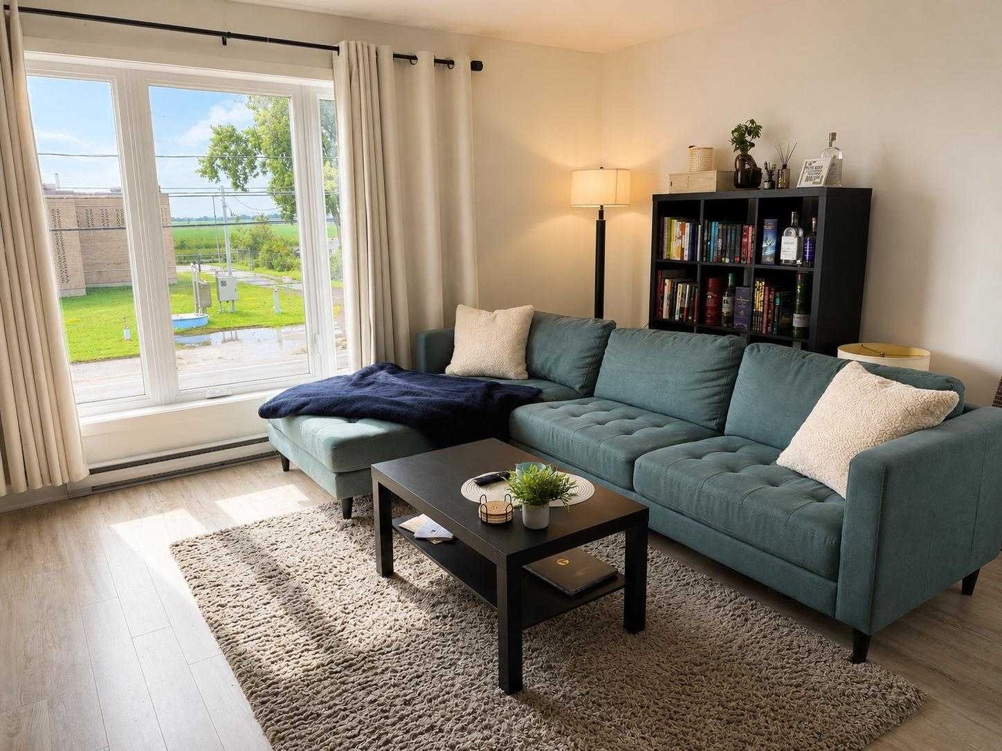 4 1/2 1er étage apartement d'un triplex au Blainville — photo 1