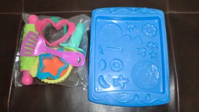 NEW Hasbro Play-Doh tools set for cookie creations, View more