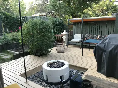 Roommate wanted to share nice house in Acadia with one person ! - Located ½ Block North of Southland...