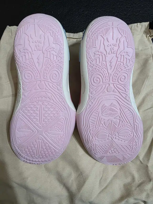 Way of Wade 11 size 8 in Men's Shoes in Mississauga / Peel Region - Image 6