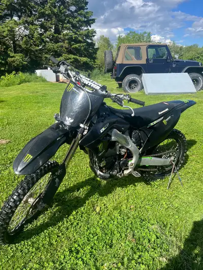 Runs good, soon needs a shim kit, sometimes hard to start but oil change recently done and filter wi...