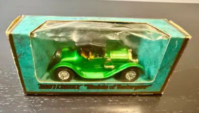 Vintage Matchbox “Models of Yesteryear” 1:48 Scale, 1913 Cadillac, Green, No. Y-6 Made in England by...