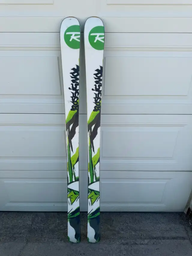 Rossignol Skis 158 twin tip no bindings in Ski in Calgary - Image 5