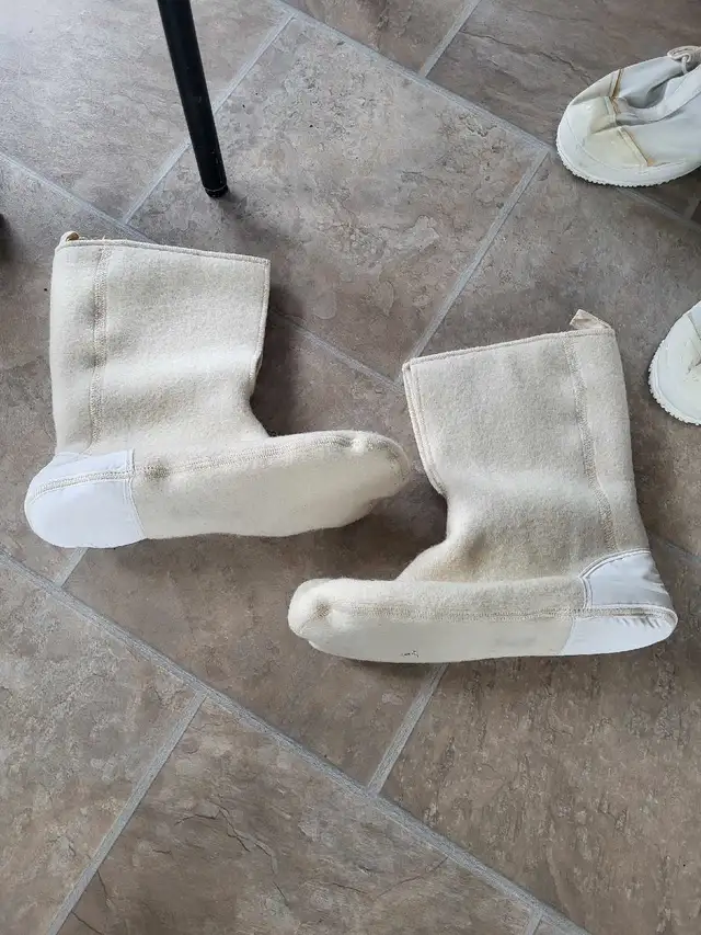 Men's White Winter Boots (Mukluk) in Men's in Dartmouth - Image 3