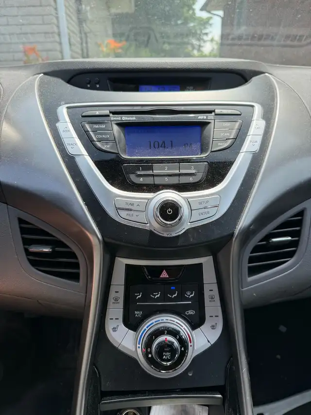2012 Hyundai Elantra558834017602129923