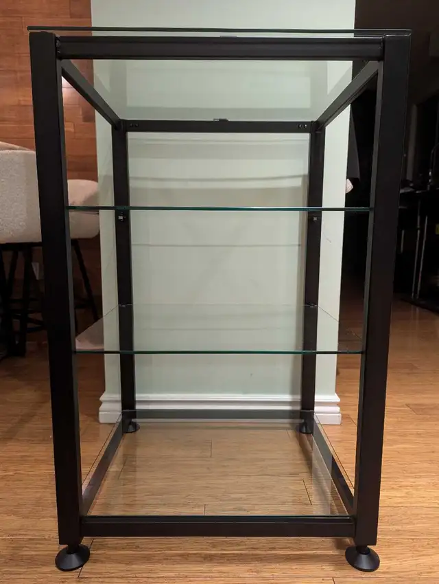 VTI stereo rack in Other in Markham / York Region - Image 3