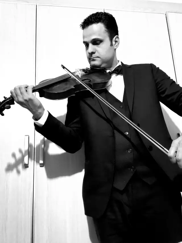 violin performance for events & violin tutor64840201328769120