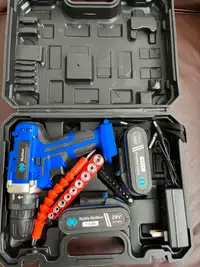 new cordless drill with 2 batteries 20v 1.5ah and charger