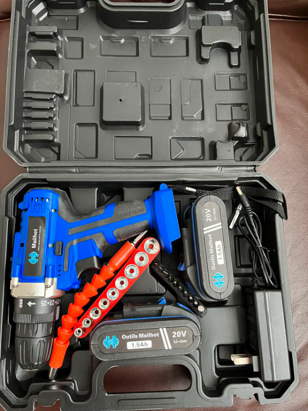 new cordless drill with 2 batteries 20v 1.5ah and charger Power Tools Gatineau Kijiji Classifieds