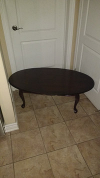 unique treasures house, oval coffee table