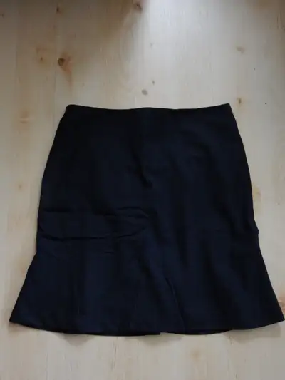 Jupes femme différentes grandeurs, View more