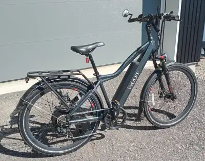 Nearly brand new Commuter Ebike, View more