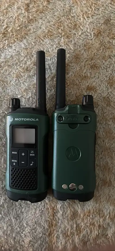 Motorola T465 Two-Way Radio, 56KM Hunting Model, View more