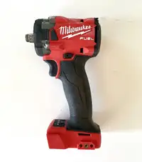 Milwaukee M18 1/2" Compact Impact Wrench w/ Friction Ring