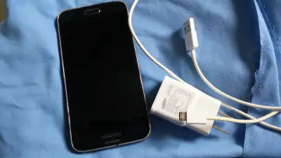 CELLLUAIrRE  SAMSUNG  PETIT PREND  NET, View more