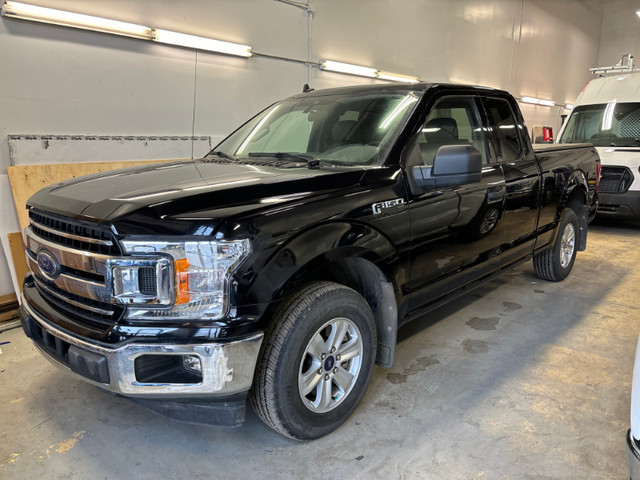 Mint Shape Black 2020 Ford F-150 XLT clubcab 2WD in Cars & Trucks in Edmonton - Image 3