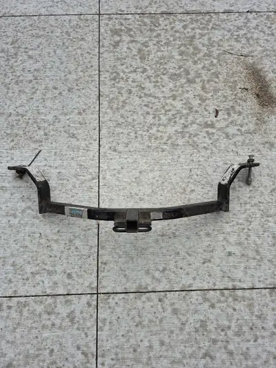 Receiver hitch For use on 2005 Honda Civic May fit other similar Honda / Acura of same generation Yo...