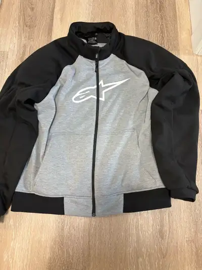 Armoured hoodie great for riding. 2XL/3XL. Used for one season. Smoke free pet friendly home. Retail...