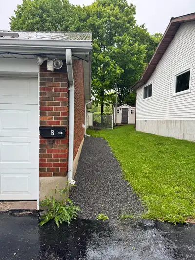 1 Bedroom plus Den