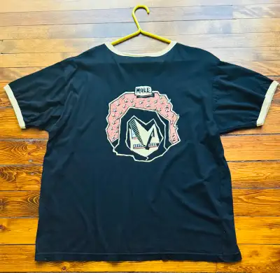 [RARE] The Residents “Mole Trilogy” T-Shirt  & Tuque  – Brand Ne, View more