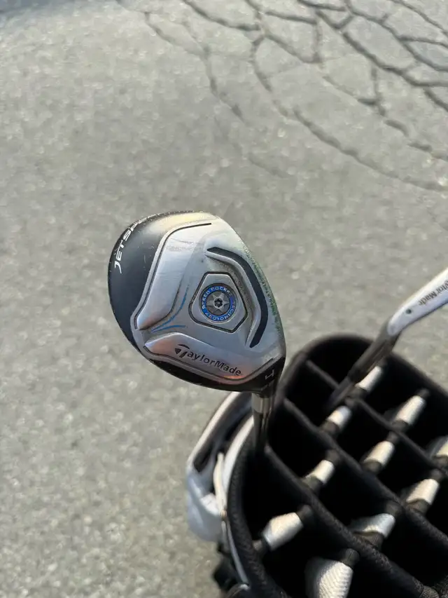 Starter golf club set plus bag! in Golf in Dartmouth - Image 2