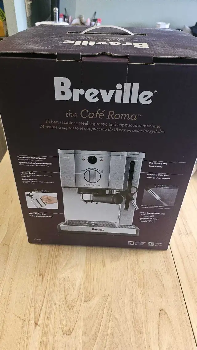 Breville Cafe Roma in Coffee Makers in City of Toronto - Image 2