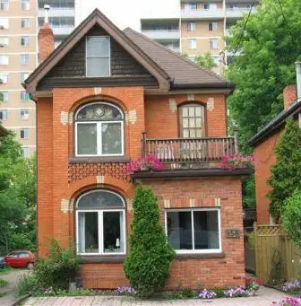 Beautiful designer 3rd floor furnished loft in trendy downtown location! Private balcony with BBQ. S...