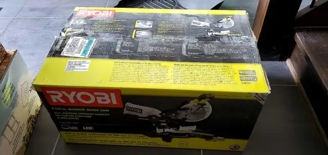 BRAND NEW 7.25" Sliding Miter Saw, 10 amp motor in Power Tools in London - Image 3