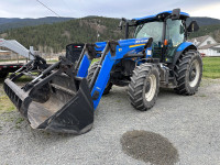 New Holland T6 175 Loader Tractor