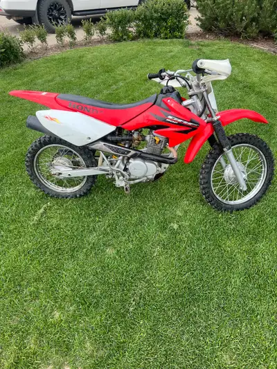 Very clean gently used 2009 Honda CRF 80F. Good rubber no broken plastic, hand guards. Boys have out...