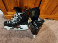 Hockey skates size 6.5