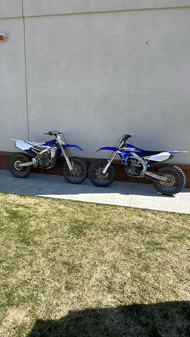Selling my 2017 YZ450F in Dirt Bikes & Motocross in Napanee - Image 4