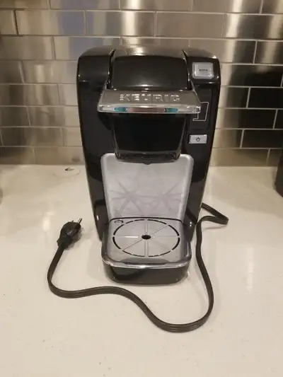 Keurig K-Cup K15 Black Brews multiple cup sizes: 6, 8, or 10 oz. cup with Keurig® K-Cup® pods. Your...