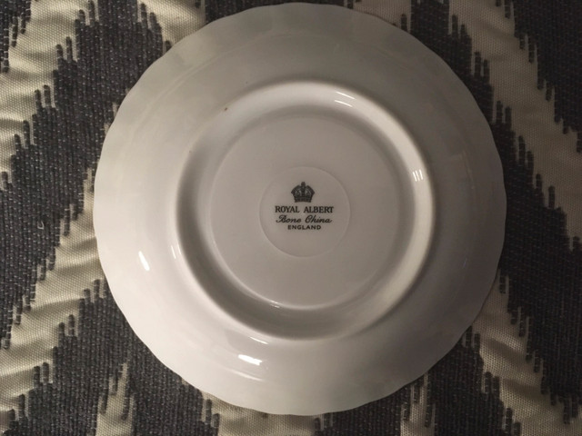 Royal Albert Saucer in Arts & Collectibles in Cole Harbour - Image 2