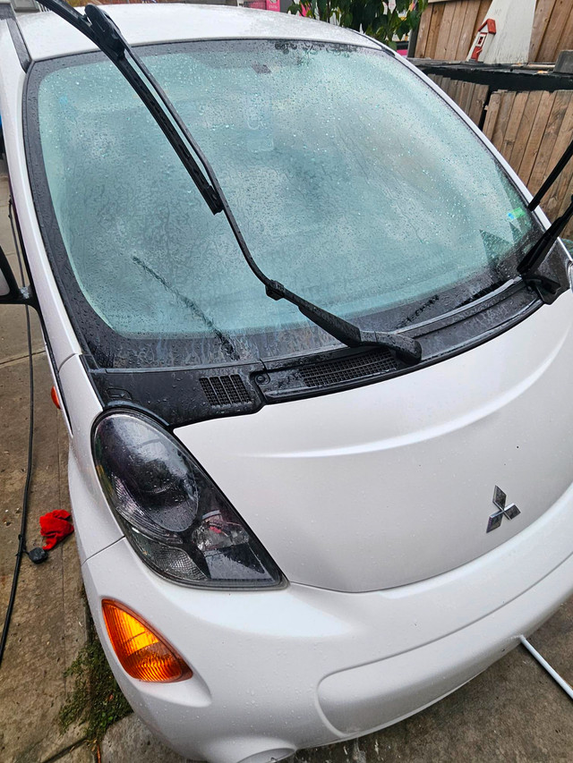 2016 Mitsubishi i-MiEV in Cars & Trucks in Edmonton - Image 3