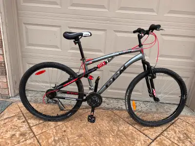 27.5 CCM savage mountain bike 19” double suspension frame 21 speeds Ready to ride