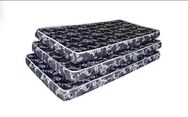 BRAND NEW SEALED BOX FOLDING BED / MATTRESS  in Beds & Mattresses in Mississauga / Peel Region - Image 4