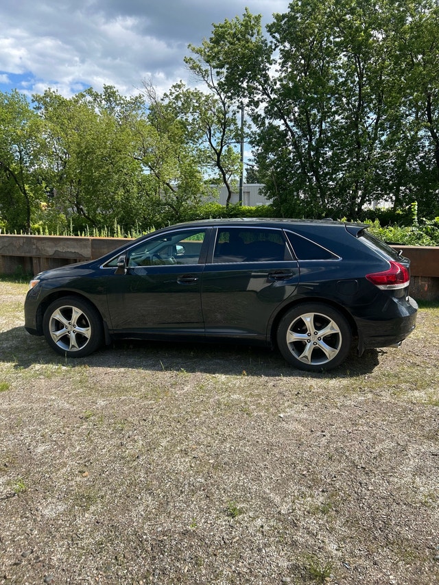 Toyota Venza 2013 XLE — photo 5