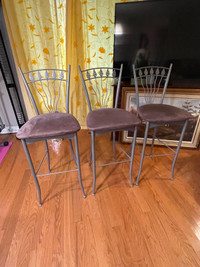 Bar stools, 3 Amisco metal bar stools, dimensions seat height 30