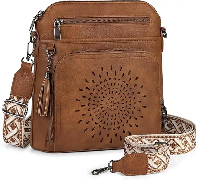 NEW Leather Crossbody Bag for Women in Women's - Bags & Wallets in City of Toronto - Image 2